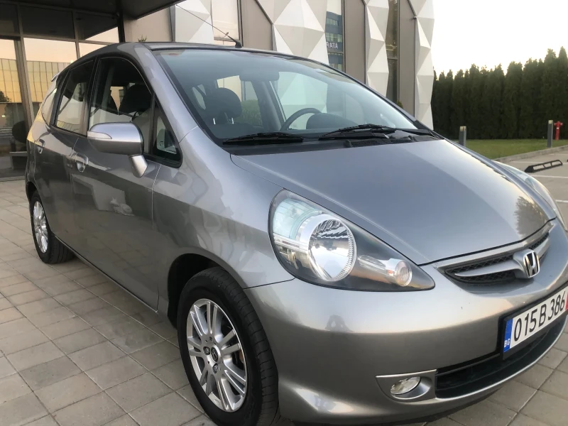 Honda Jazz 1.4i 83к.с Facelift Внос Италия Перфектна, снимка 6 - Автомобили и джипове - 47729894