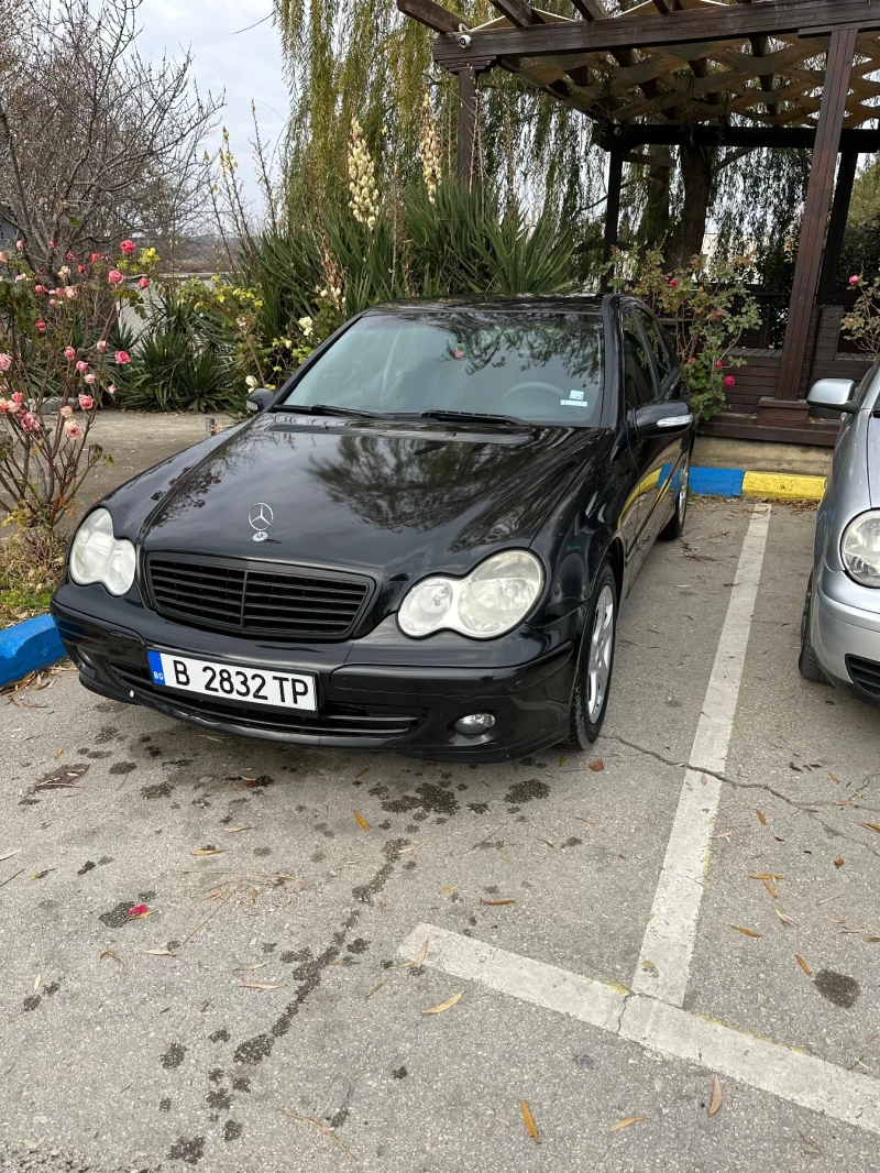 Mercedes-Benz C 220, снимка 2 - Автомобили и джипове - 48148561