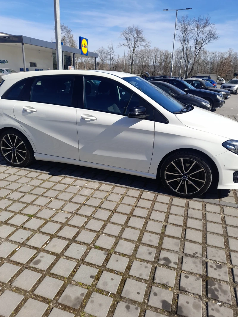 Mercedes-Benz B 200, снимка 2 - Автомобили и джипове - 48953354