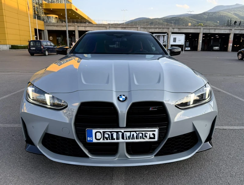 BMW M4 Competition xdrive, снимка 9 - Автомобили и джипове - 53002331
