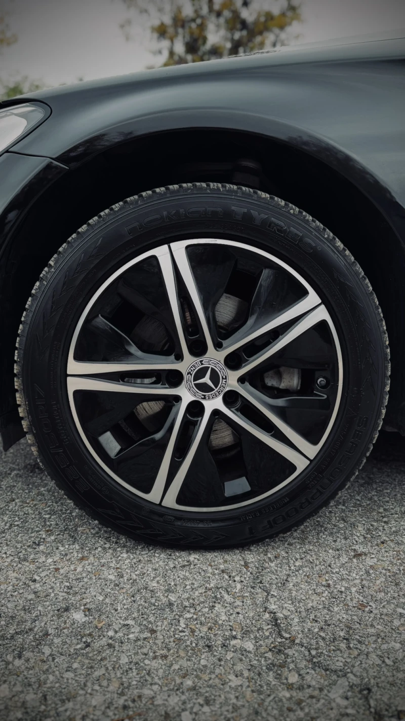 Mercedes-Benz C 220, снимка 8 - Автомобили и джипове - 53276737