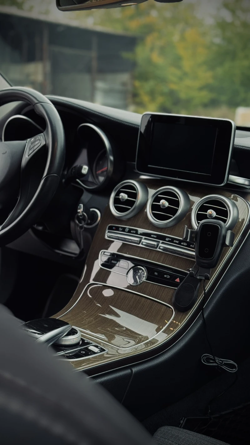 Mercedes-Benz C 220, снимка 13 - Автомобили и джипове - 53276737