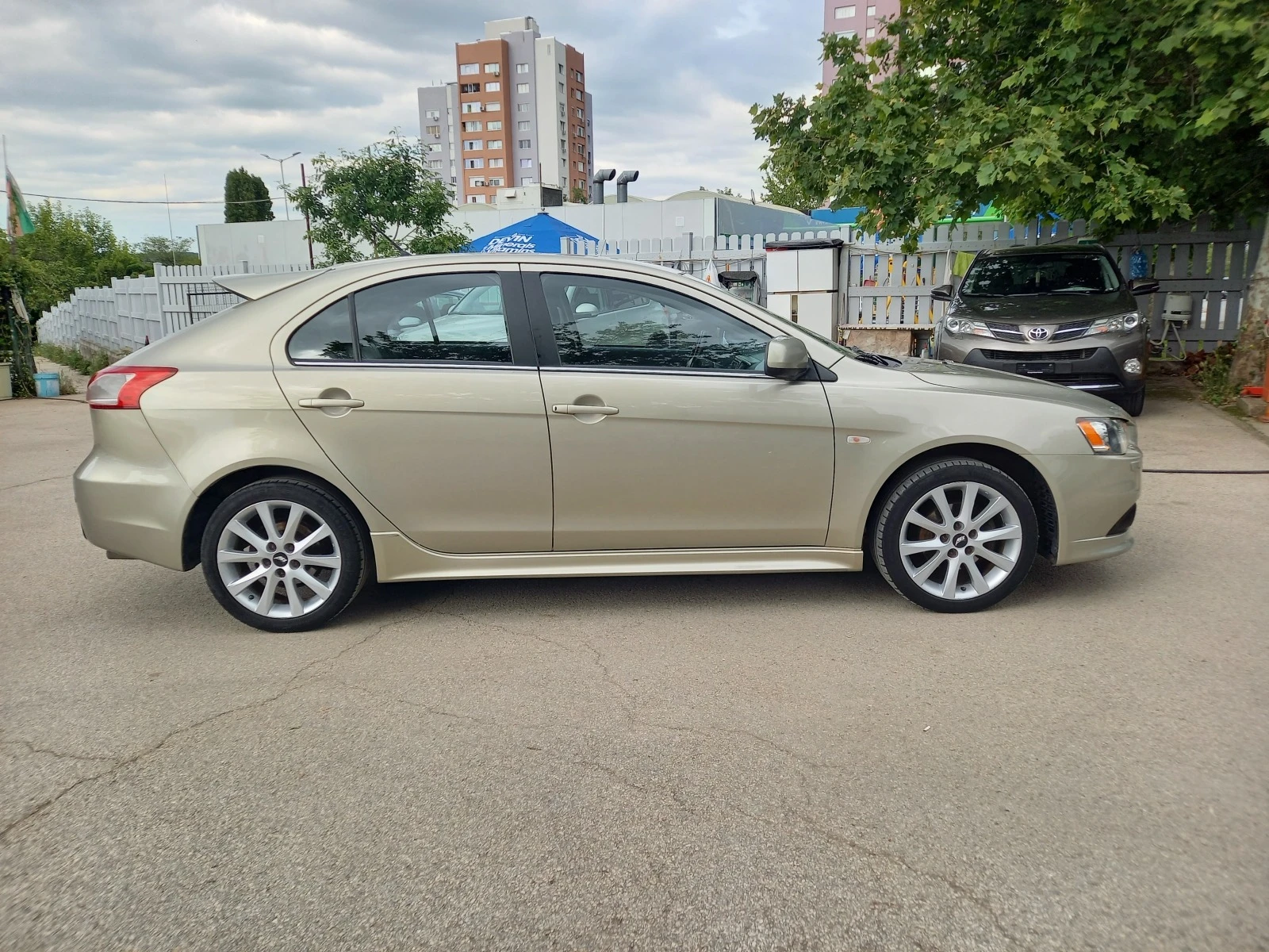 Mitsubishi Lancer 1.8 BARTER 143 - изображение 4