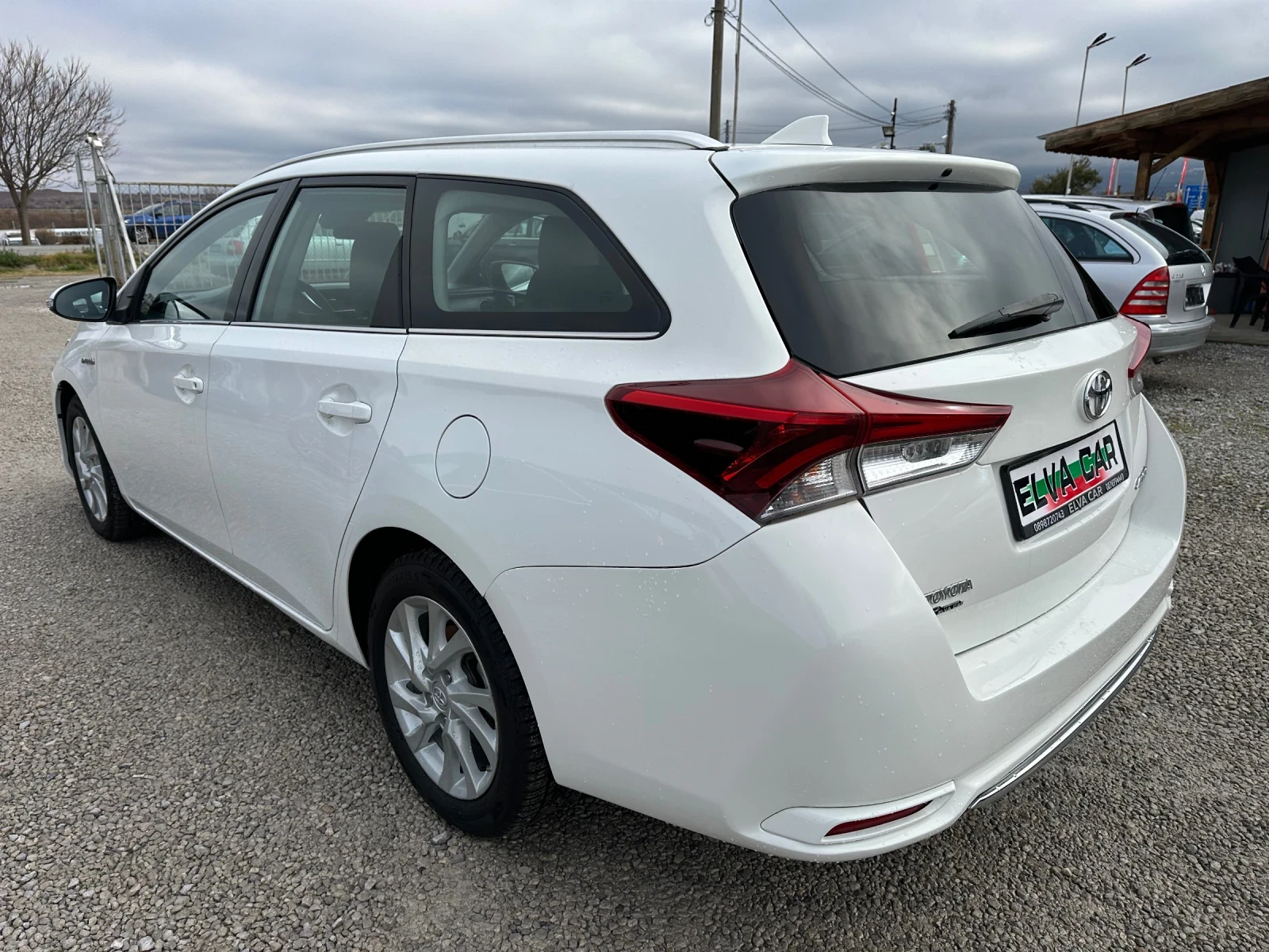 Toyota Auris 1.8Hybrid Euro 6/B - изображение 3