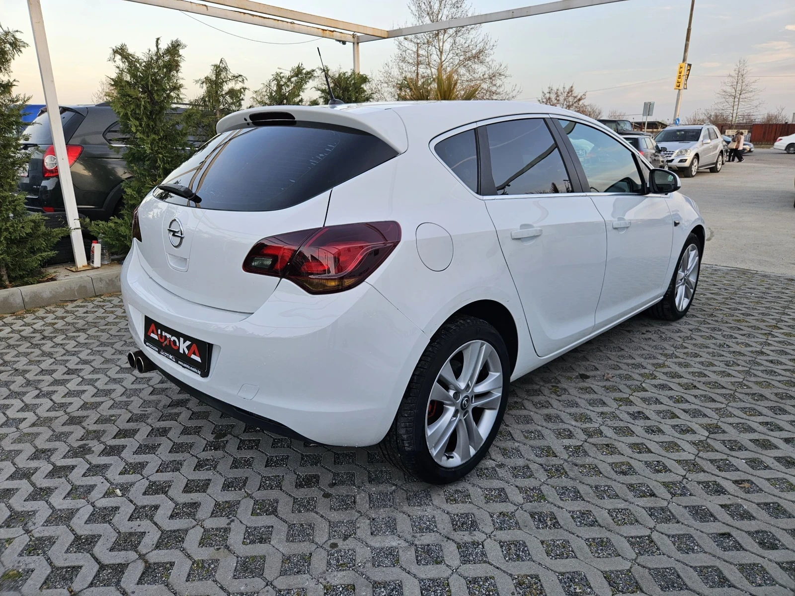 Opel Astra 2.0CDTI-160кс= 6СКОРОСТИ= SPORT EDITION= COSMO - изображение 3