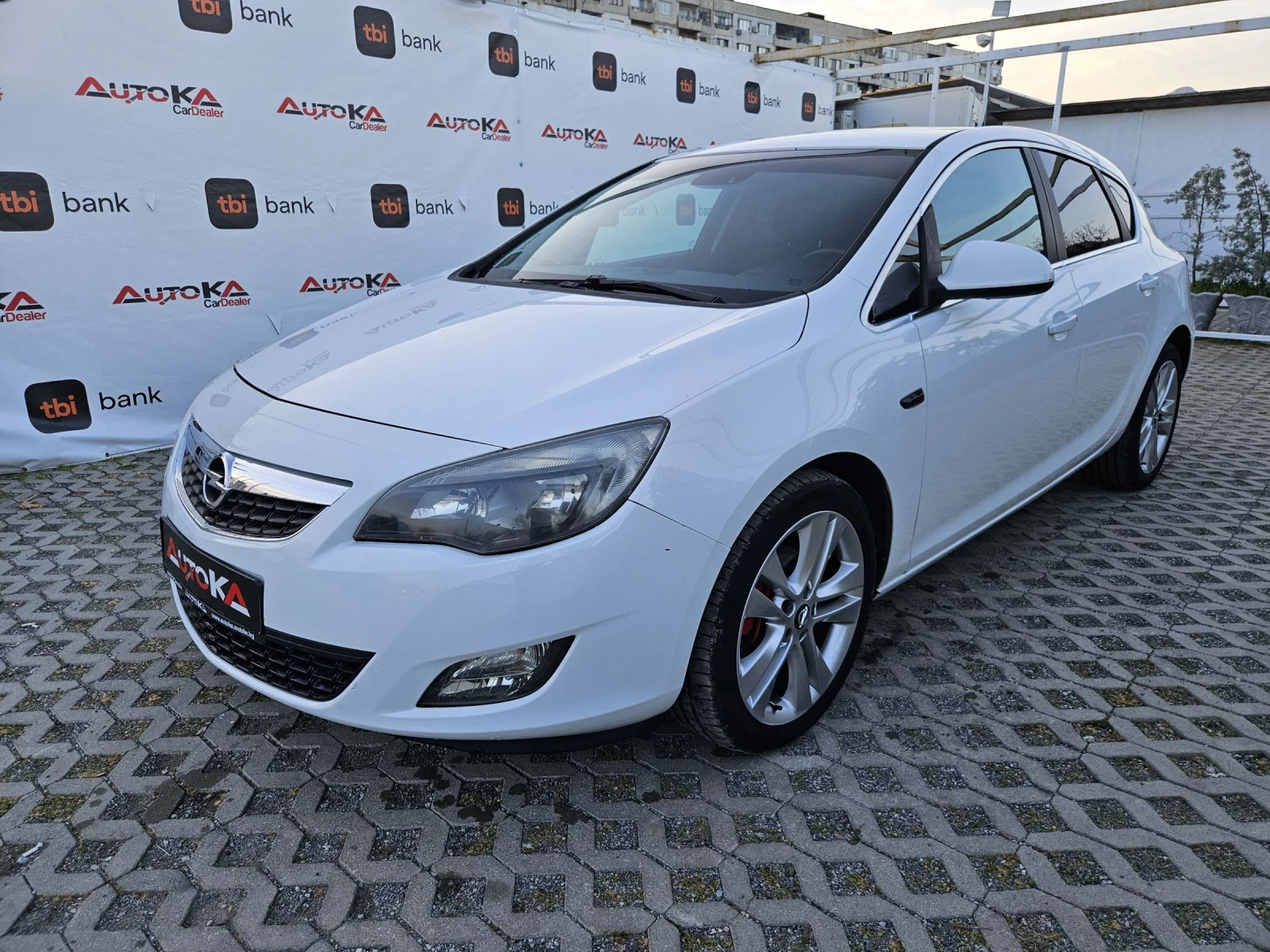 Opel Astra 2.0CDTI-160кс= 6СКОРОСТИ= SPORT EDITION= COSMO - изображение 6