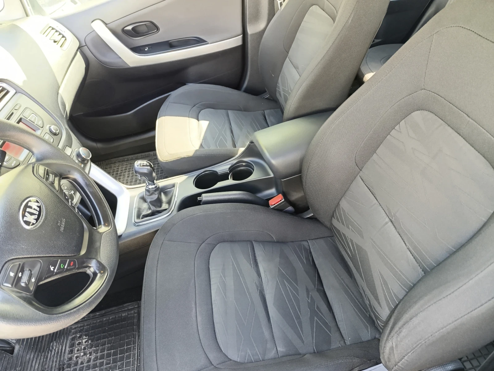 Kia Ceed 1.4crdi - изображение 10