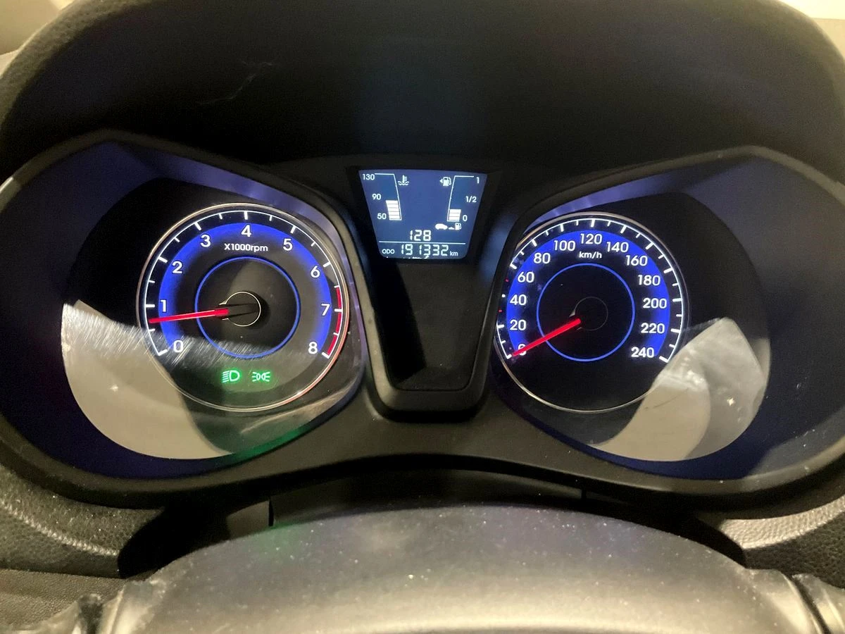 Hyundai Ix20 1.4 i - изображение 8