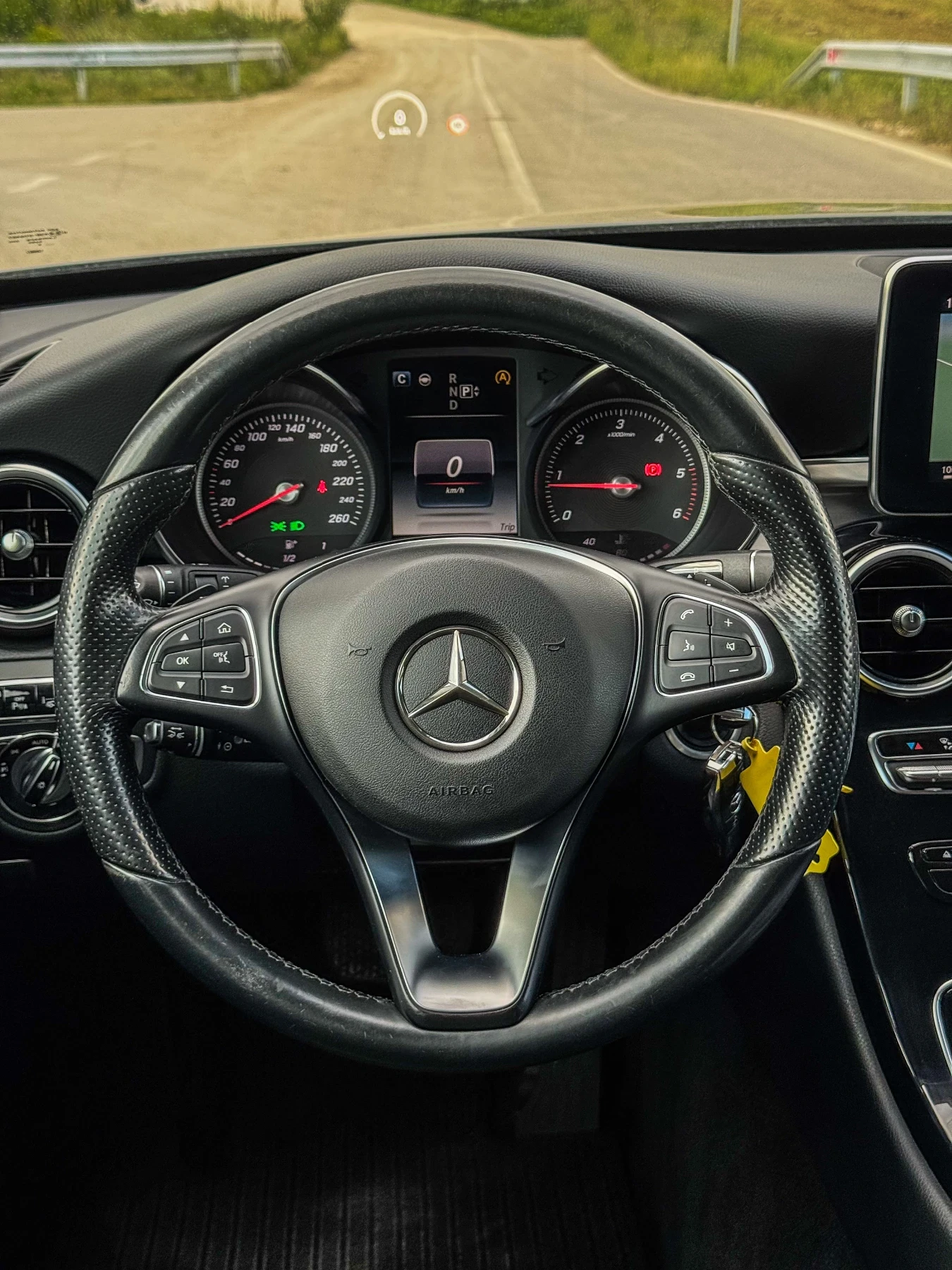 Mercedes-Benz C 250 /HEADUP/ОБДУХВАНЕ/BURMESTER/DISTRONIK+ / - изображение 10