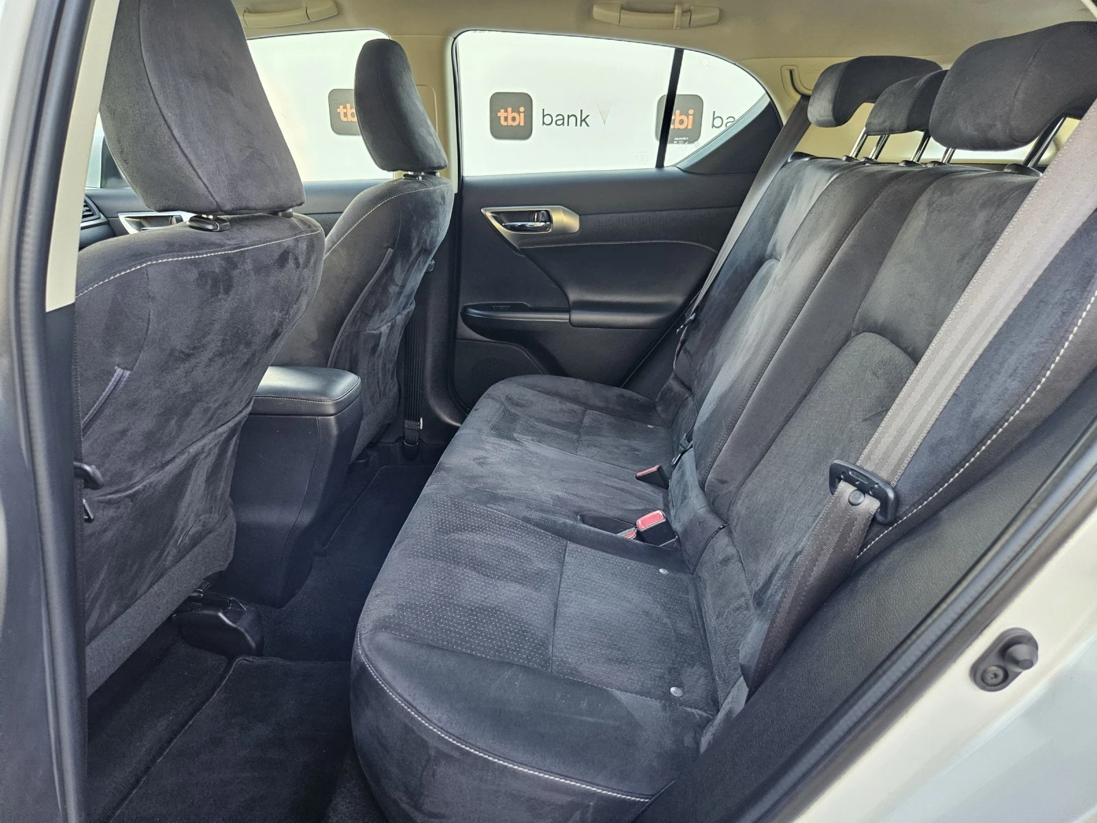 Lexus CT 200h 1.8Hybrid-99кс= 142.000км= FACE= КАМЕРА= СЕРВ.ИСТО - изображение 9