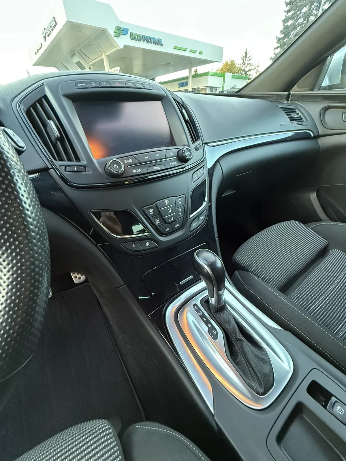 Opel Insignia Opel Insignia Sport Tourer 2.0 CDTI 170 .. 4x4 | Mobile.bg   10