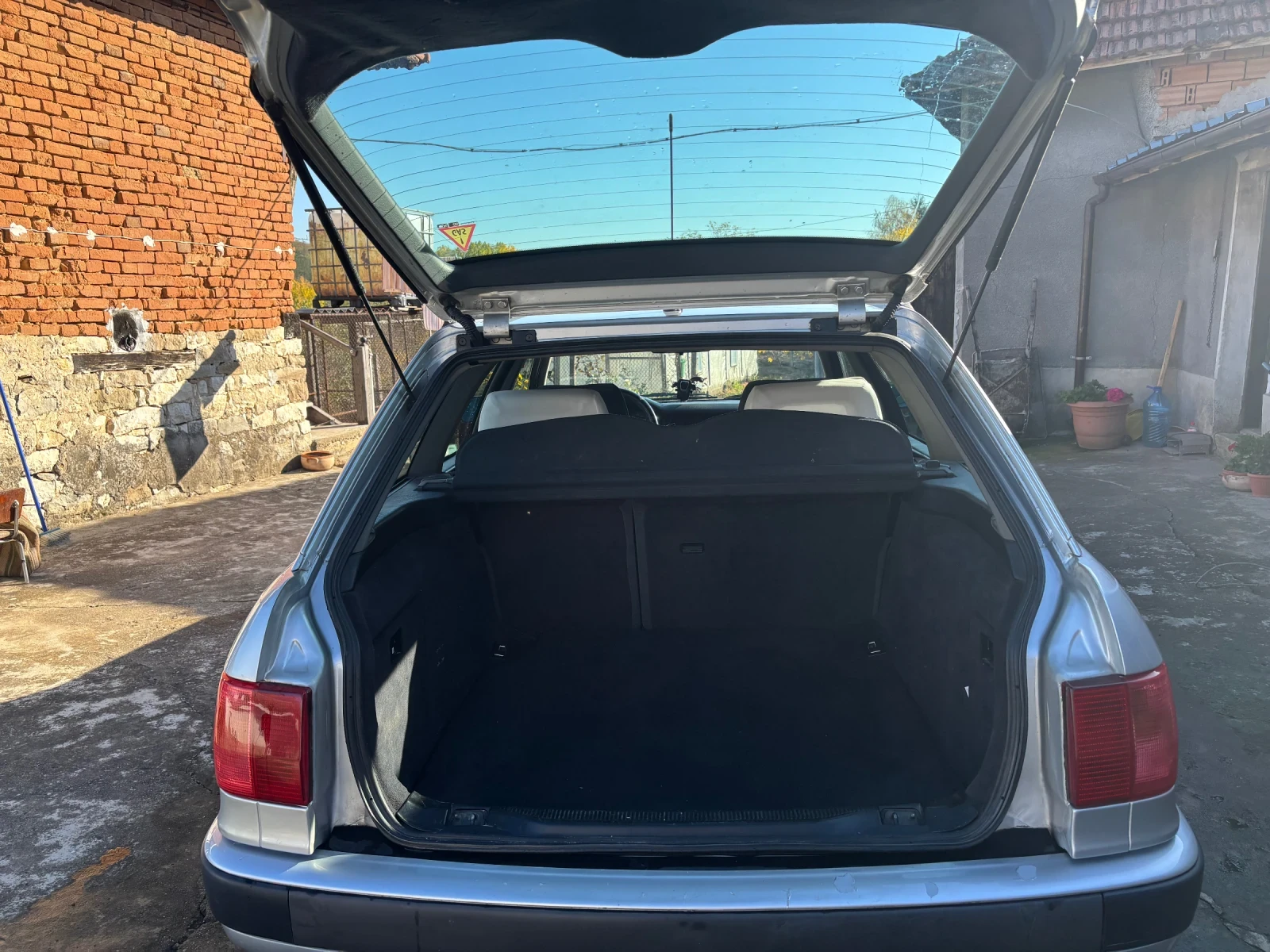 Audi 80 B4 Avant 1.6E - изображение 5