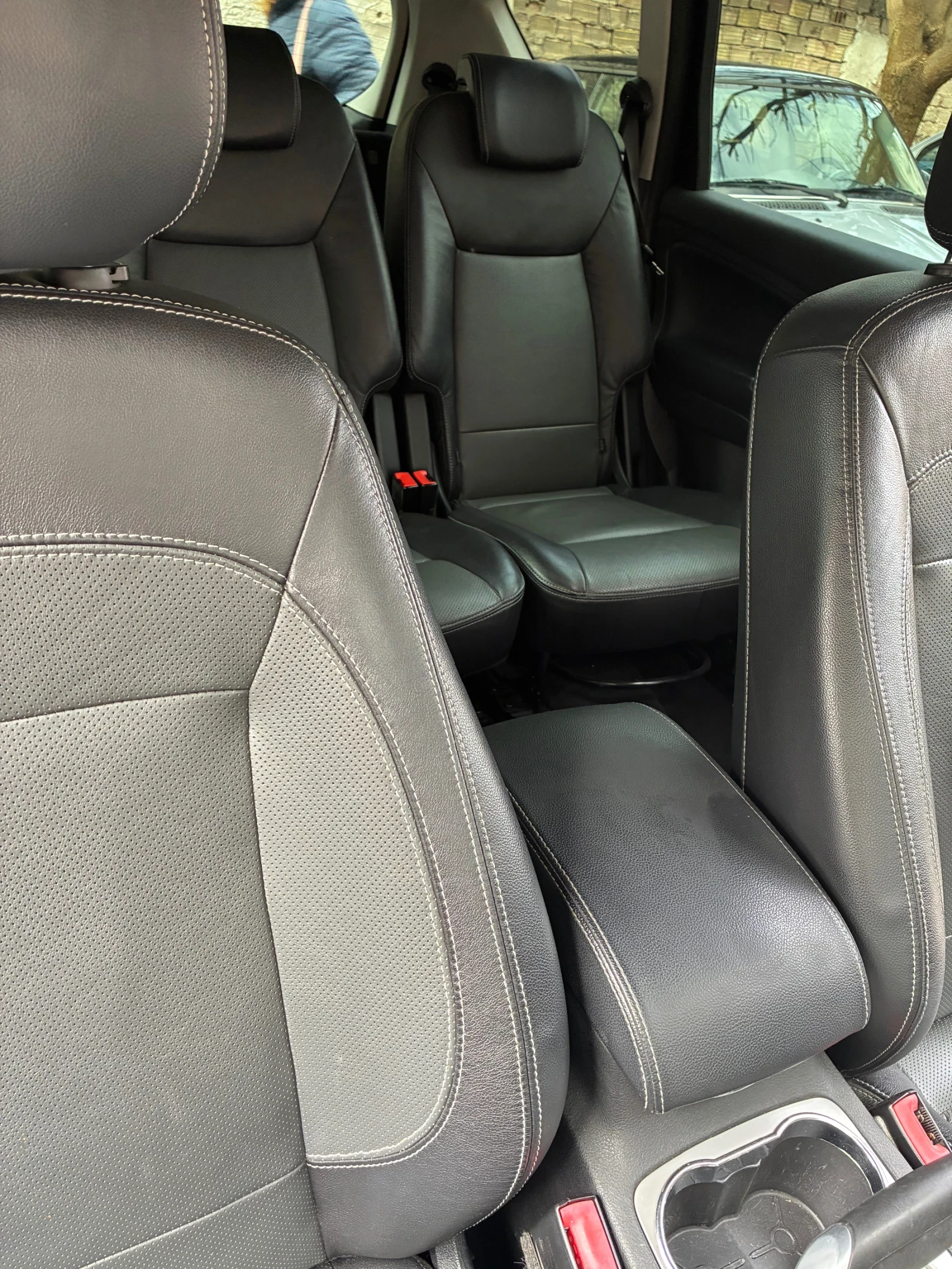 Ford S-Max  - изображение 10