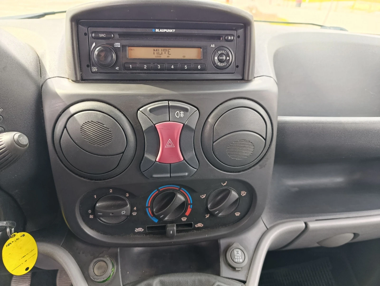 Fiat Doblo 1.9JTD Климатик , снимка 9 - Автомобили и джипове - 53820886