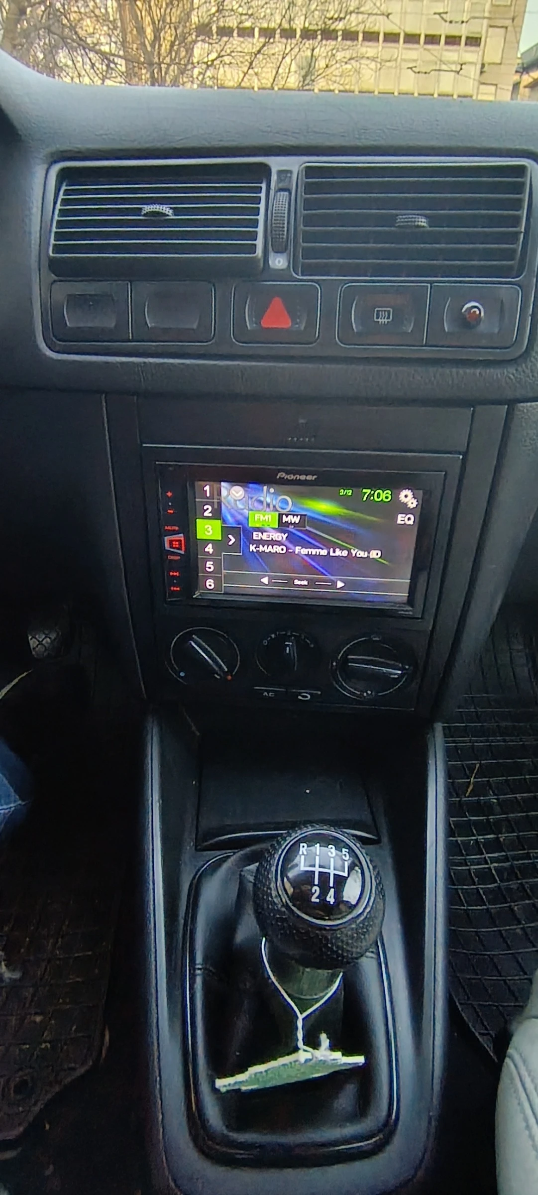 VW Golf 1.9 90kc ALH, снимка 16 - Автомобили и джипове - 53839069