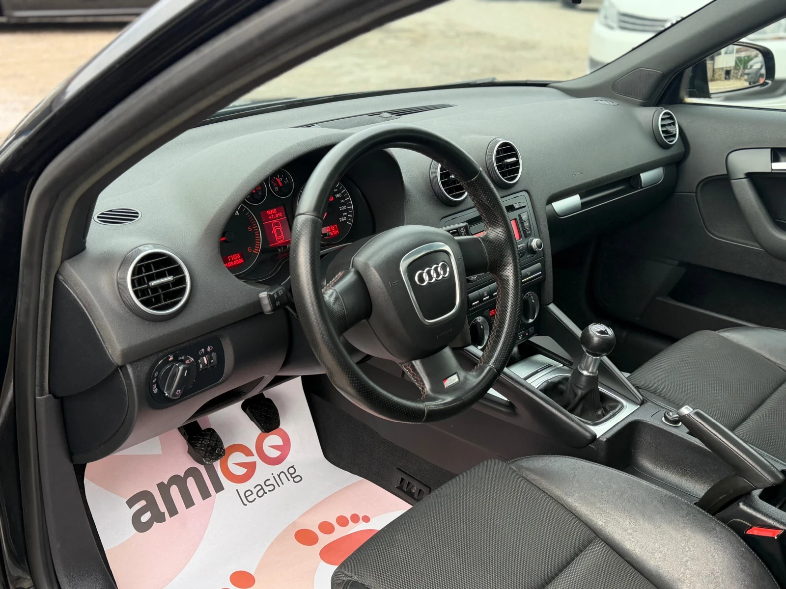 Audi A3 2.0TDI 170кс 6с S-LINE ПАНОРАМА КОЖА ПОДГРЕВ, снимка 10 - Автомобили и джипове - 54000897