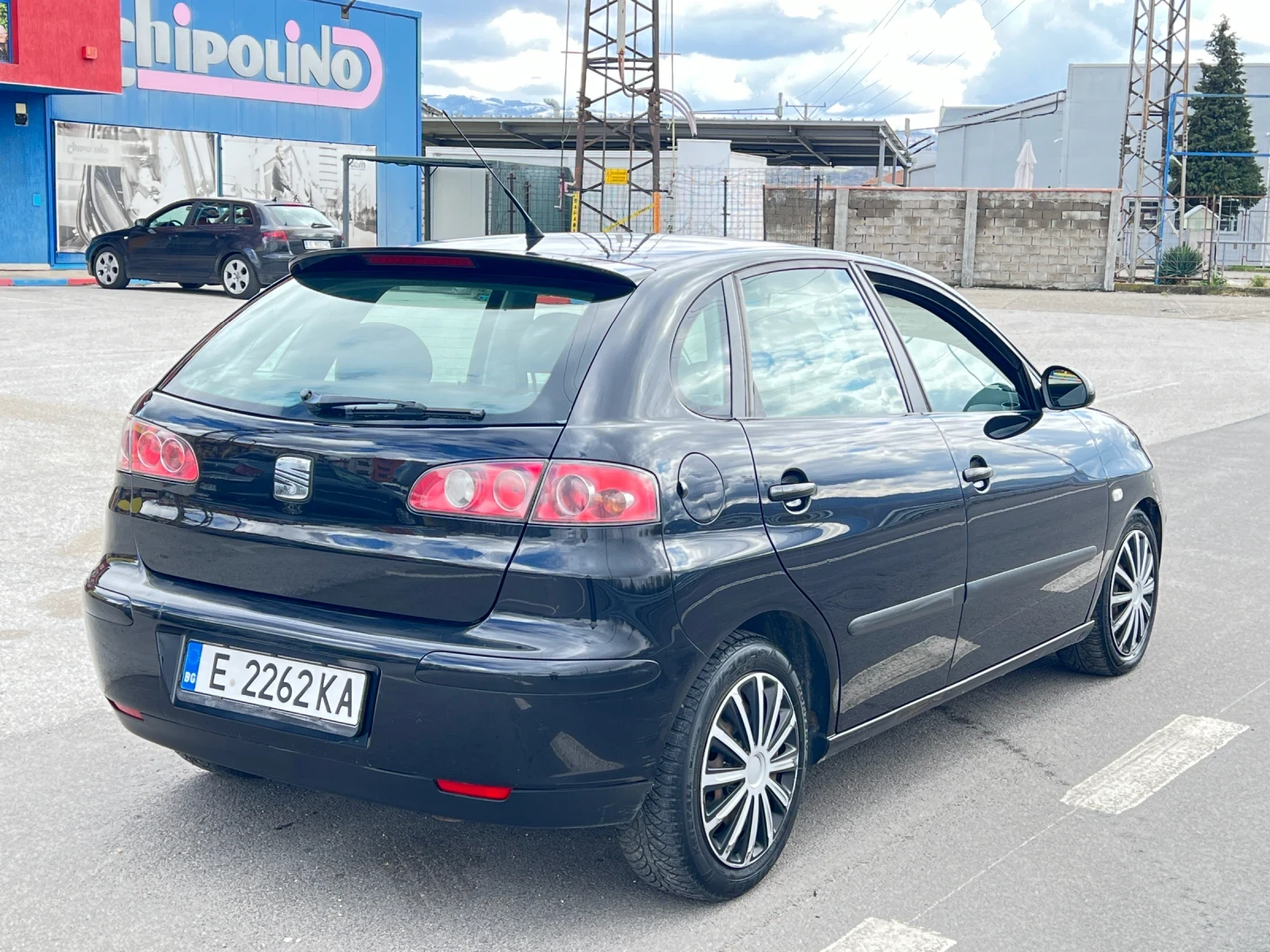 Seat Ibiza 1.9TDI, снимка 4 - Автомобили и джипове - 54009095