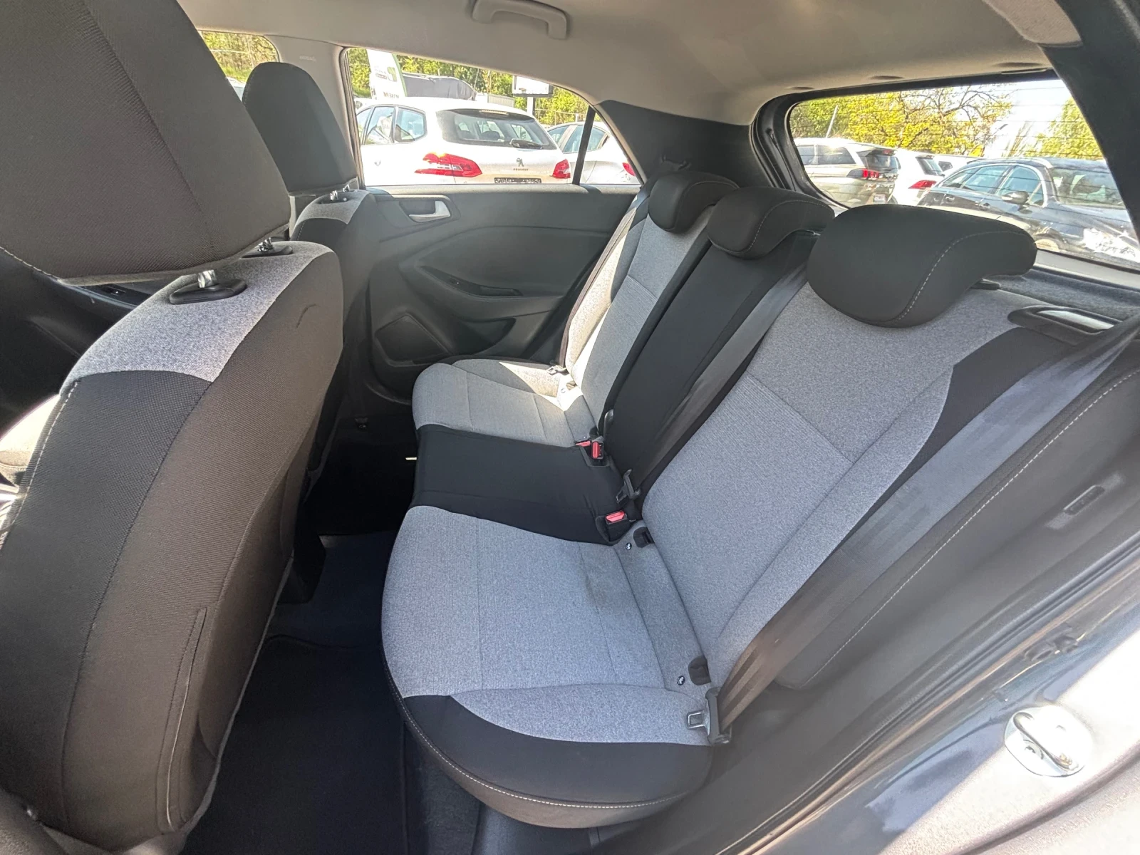 Hyundai I20 1.2 ���-������ | Mobile.bg � ����������� 10