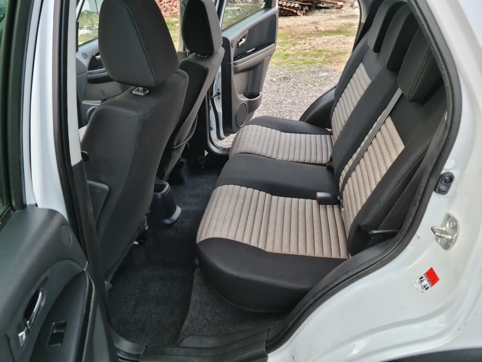 Fiat Sedici 2.0jtd facelift, снимка 8 - Автомобили и джипове - 54402653