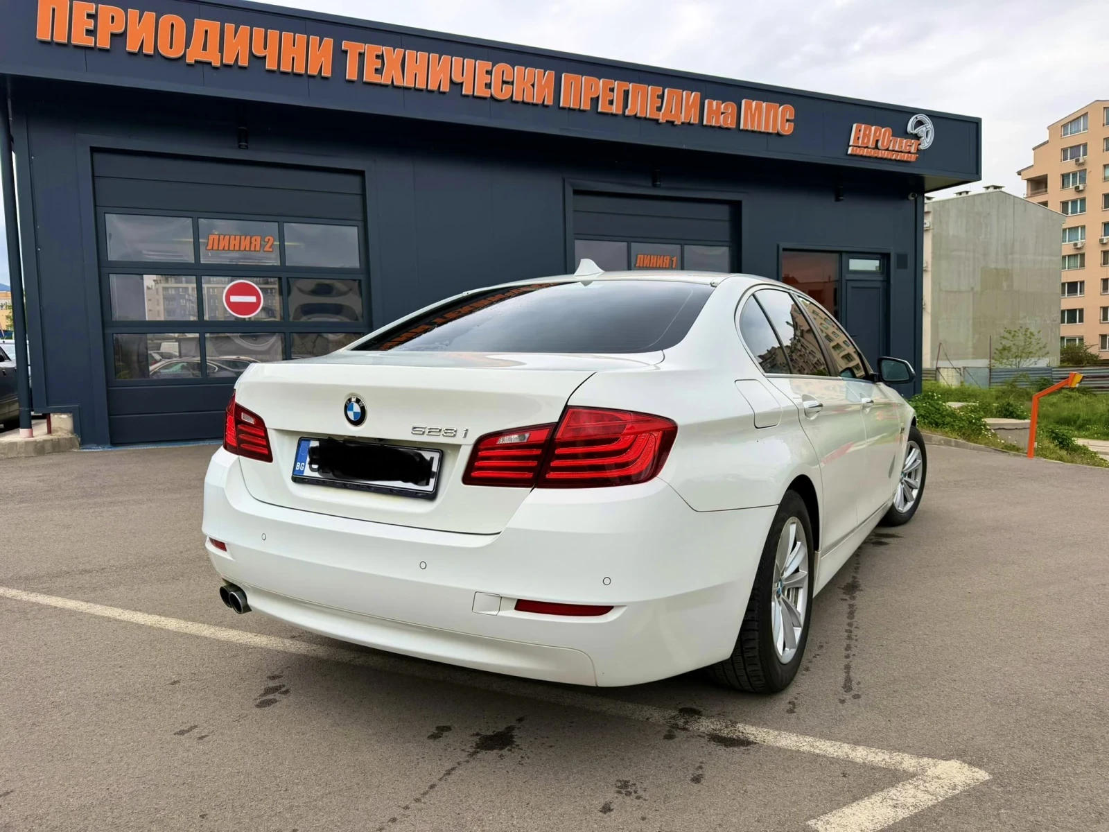 BMW 528, снимка 4 - Автомобили и джипове - 55090708