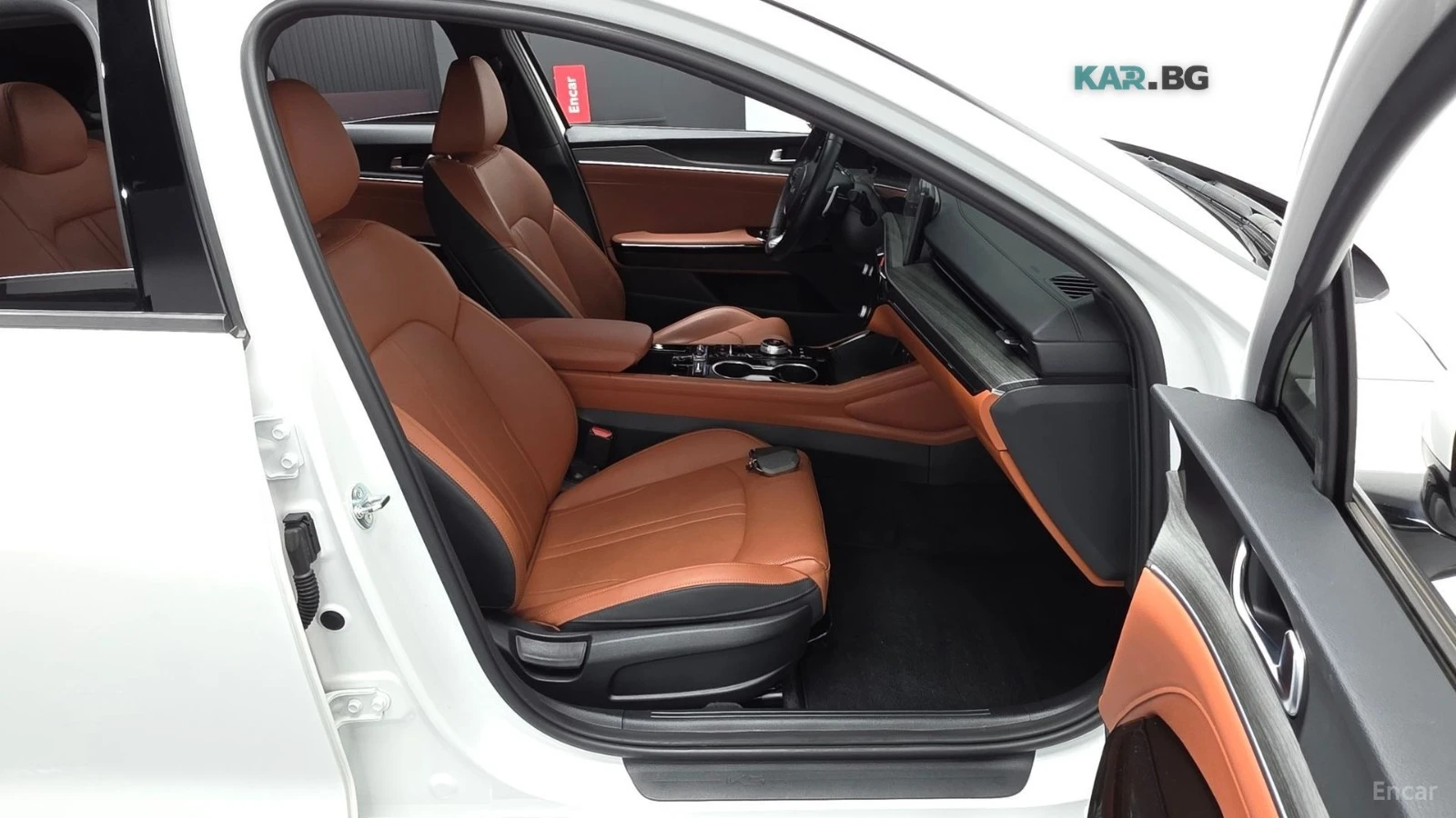 Kia K5 NOBLESSE/DIGITAL/DRIVE-ASSISTS/BLIND-SPOT, снимка 15 - Автомобили и джипове - 55393896