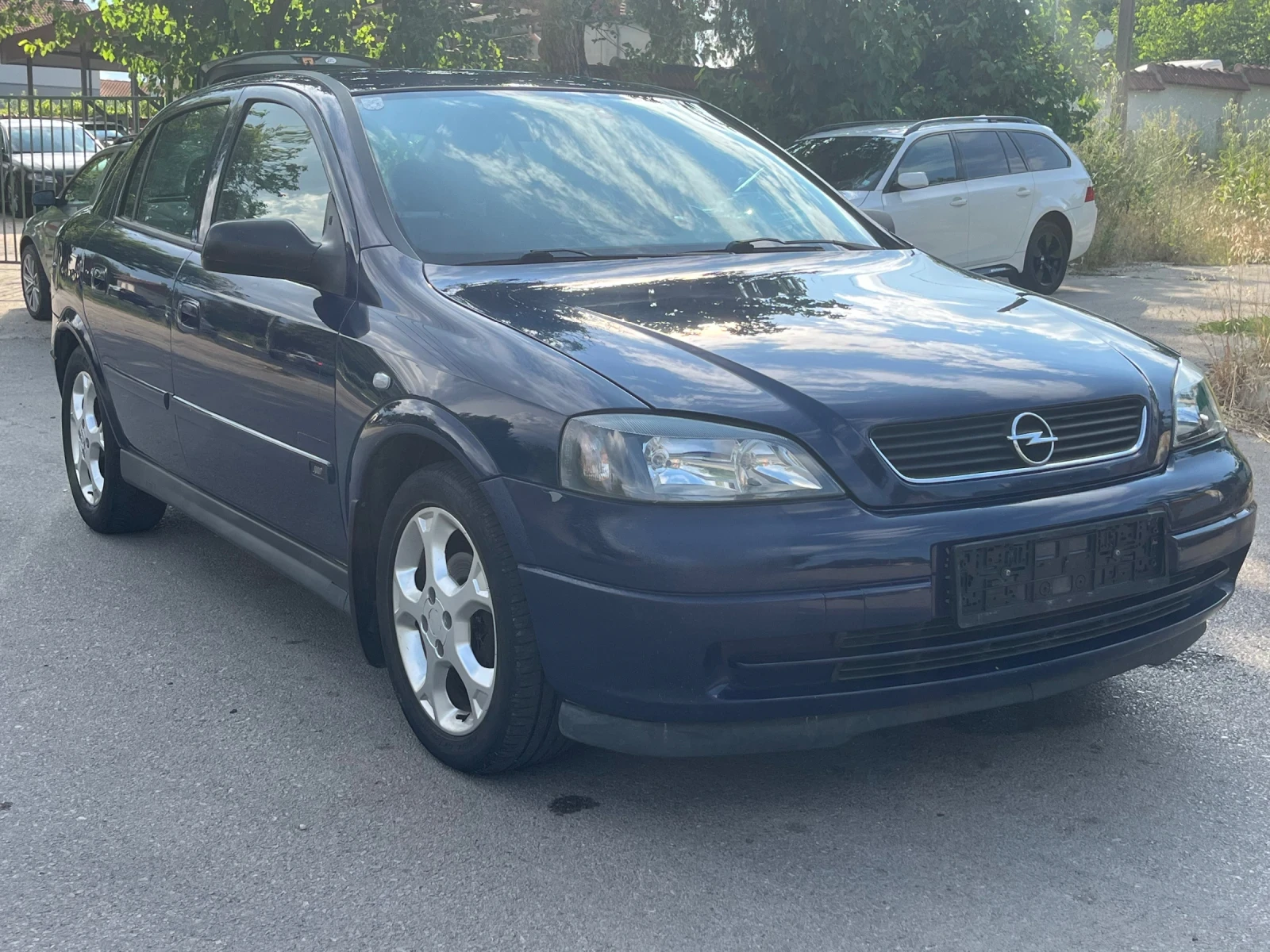 Opel Astra, снимка 2 - Автомобили и джипове - 55430891