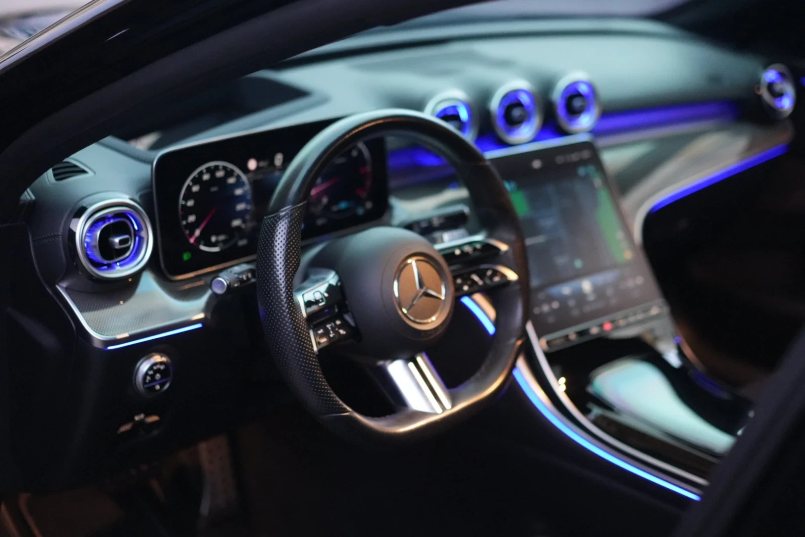 Mercedes-Benz C 300 C300 AMG  Permium Plus Night pack, снимка 7 - Автомобили и джипове - 55693780