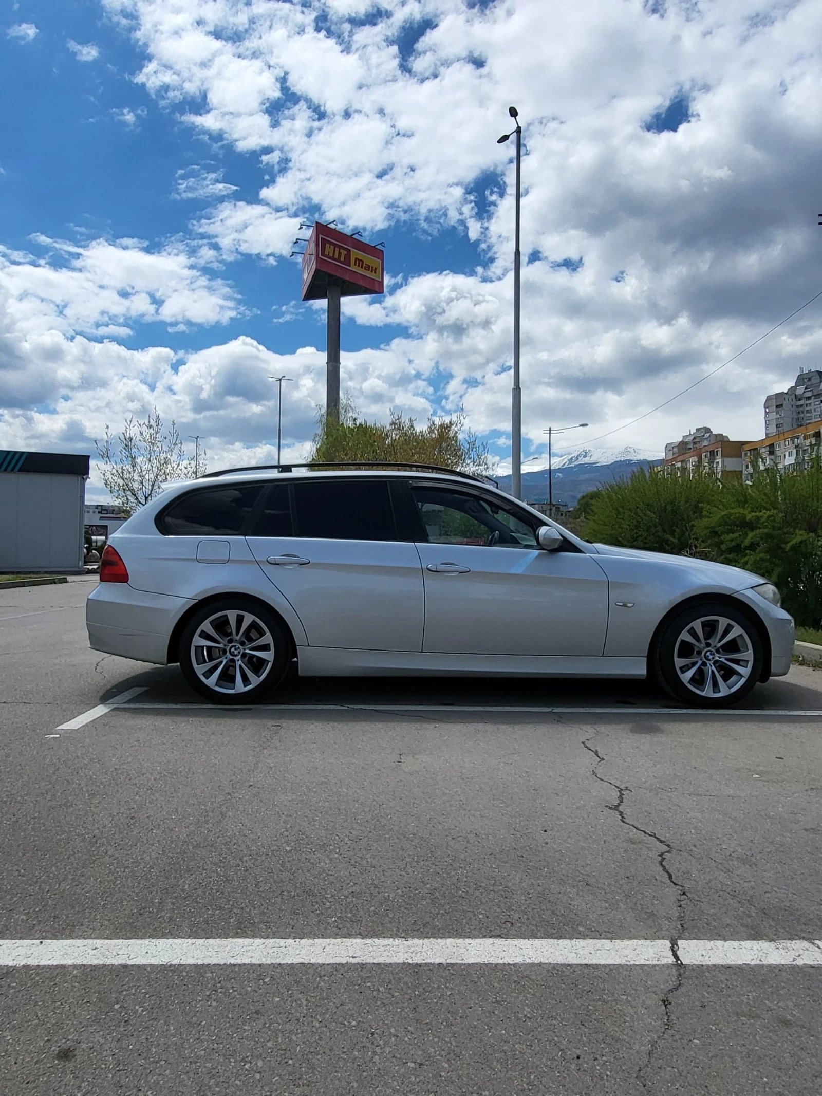 BMW 320, снимка 17 - Автомобили и джипове - 55876136