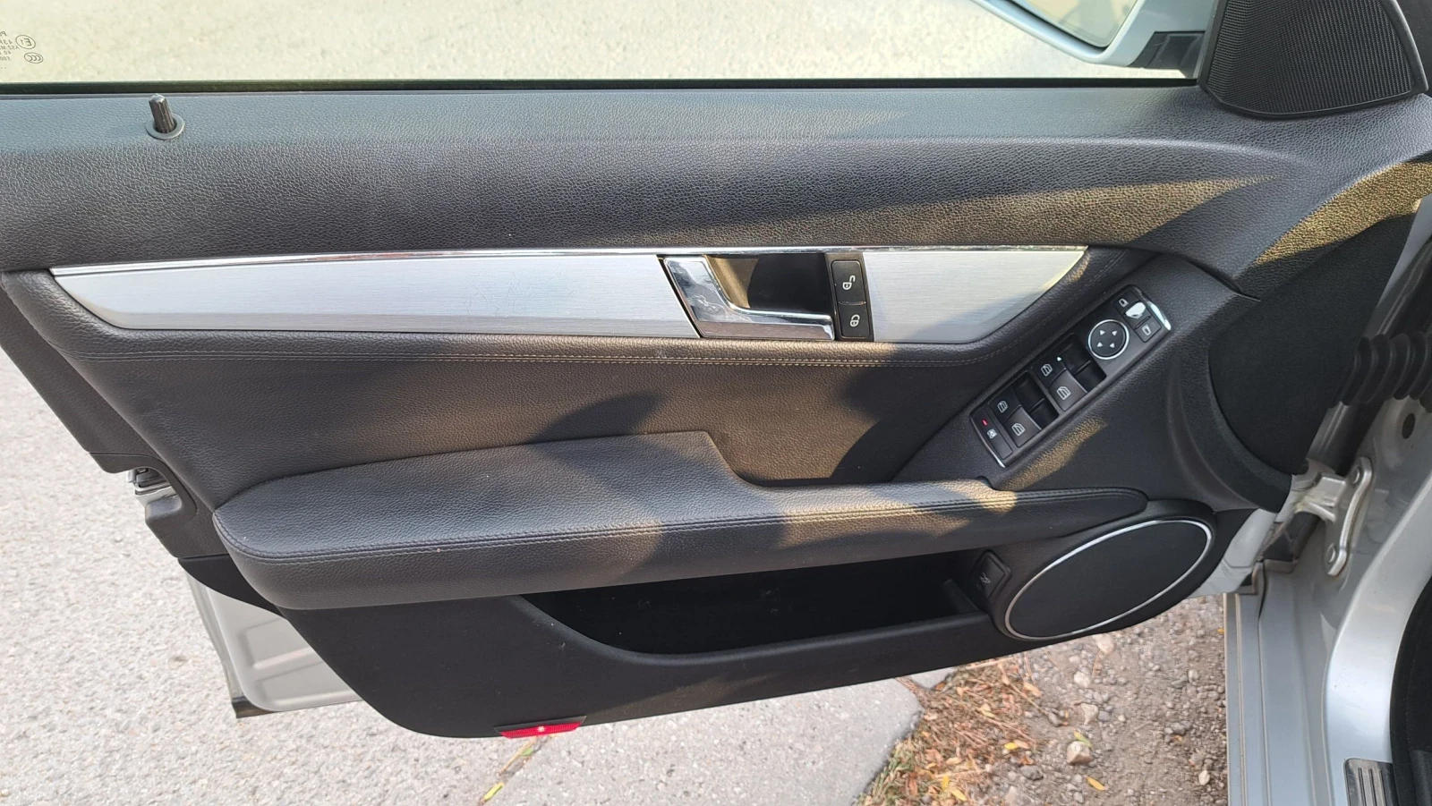 Mercedes-Benz C 350 3.0CDI-231K.C, снимка 9 - Автомобили и джипове - 56152399