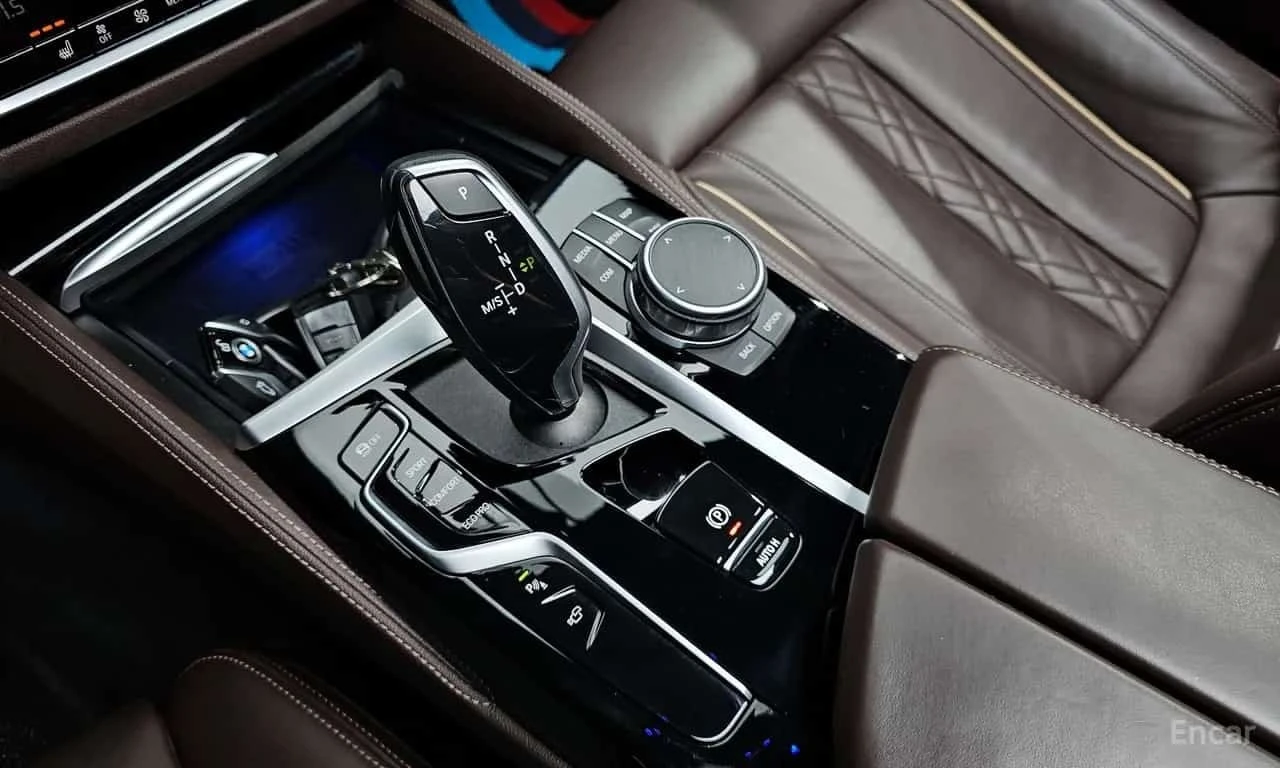 BMW 523 d xDrive M Sport | АВТОФИНАНСИРАНЕ , снимка 9 - Автомобили и джипове - 56167304