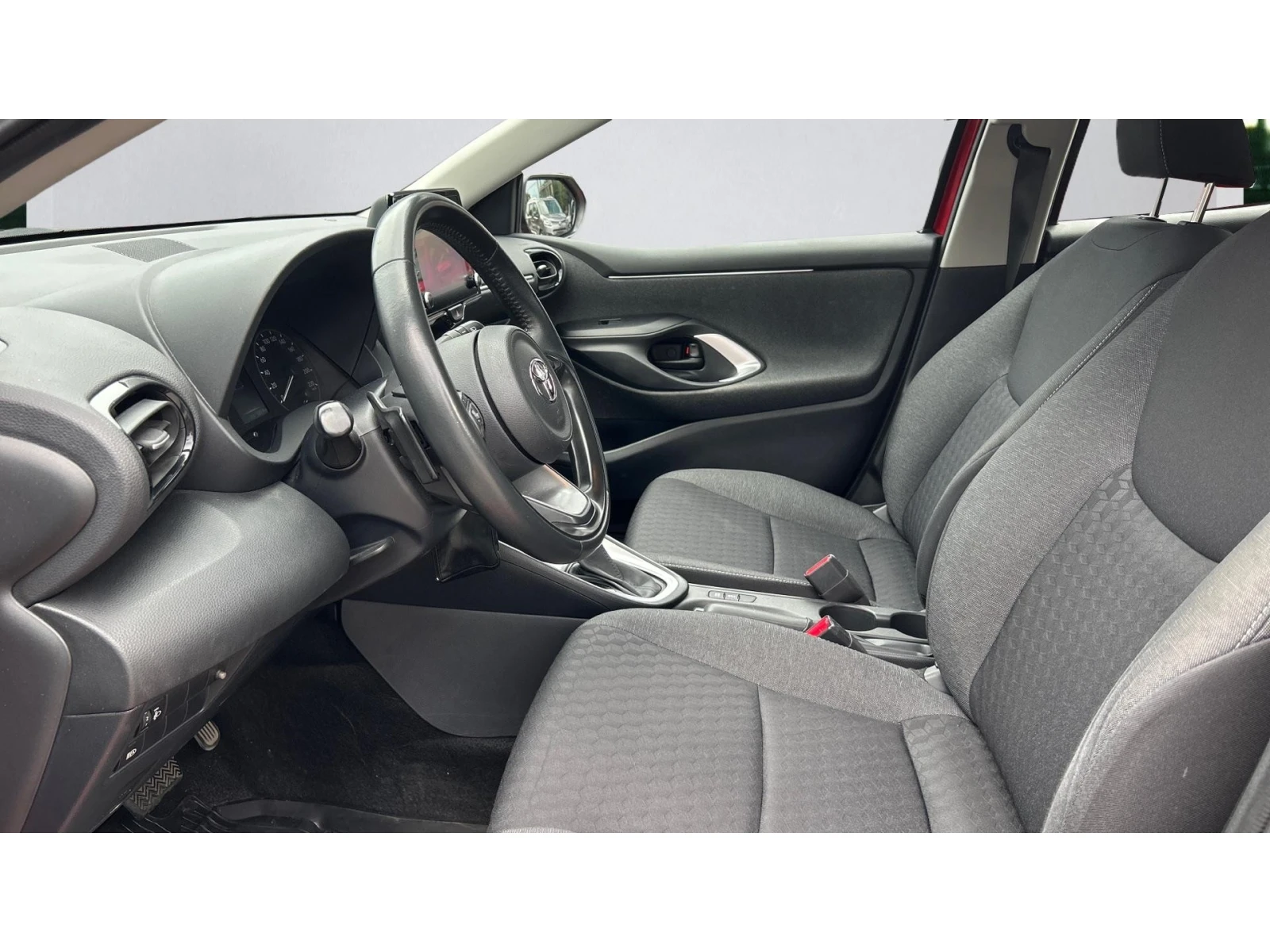 Toyota Yaris Месечна вноска от 190  , снимка 12 - Автомобили и джипове - 56194925