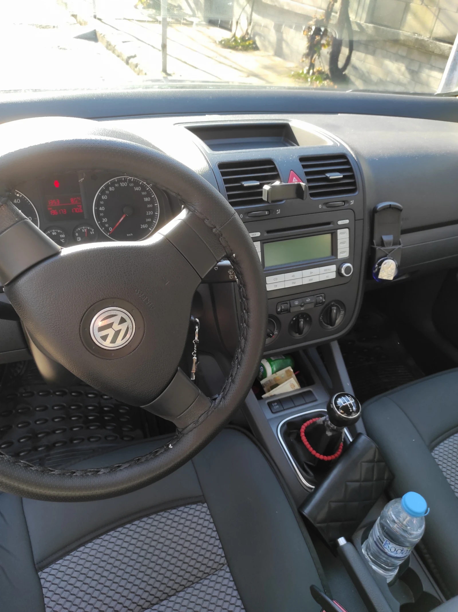 VW Golf, снимка 7 - Автомобили и джипове - 56233760