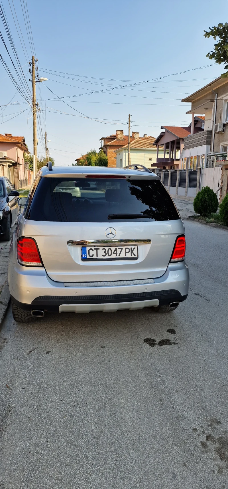 Mercedes-Benz ML 320, снимка 2 - Автомобили и джипове - 48739360