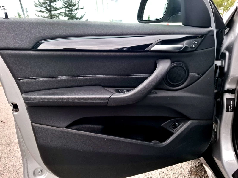 BMW X1 20d XDrive Сервизна история!  , снимка 10 - Автомобили и джипове - 51445401