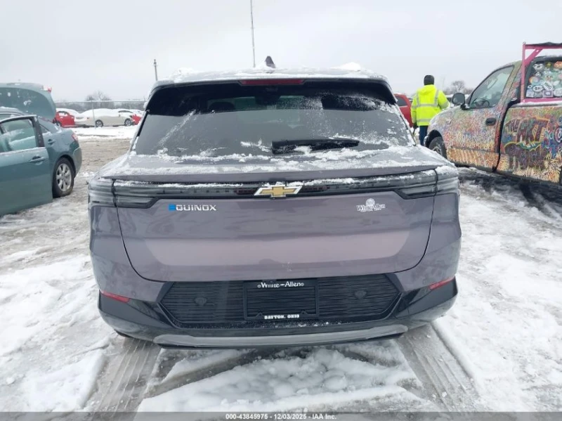 Chevrolet Equinox N Front Wheel Drive, снимка 9 - Автомобили и джипове - 53042543