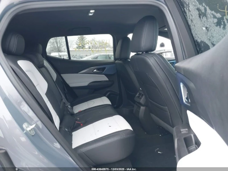 Chevrolet Equinox N Front Wheel Drive, снимка 15 - Автомобили и джипове - 53042543