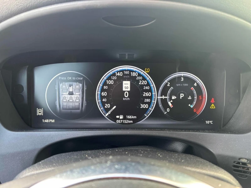 Jaguar F-PACE R Sport  CARFAX, снимка 8 - Автомобили и джипове - 53076870