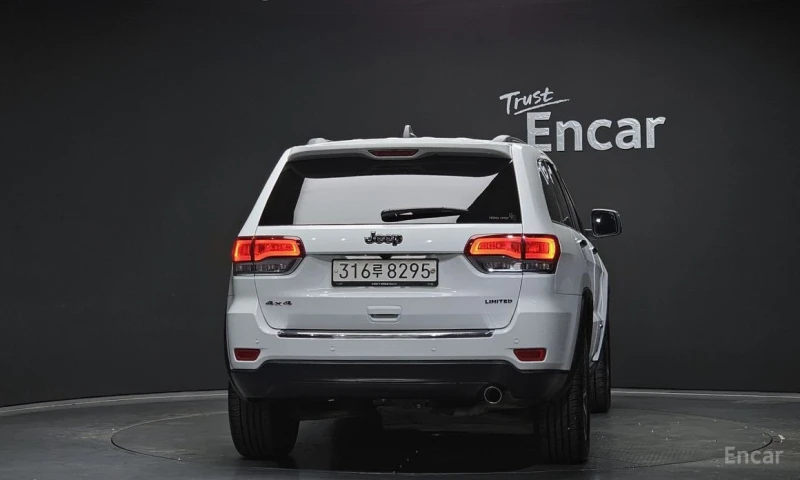 Jeep Grand cherokee, снимка 4 - Автомобили и джипове - 53289615