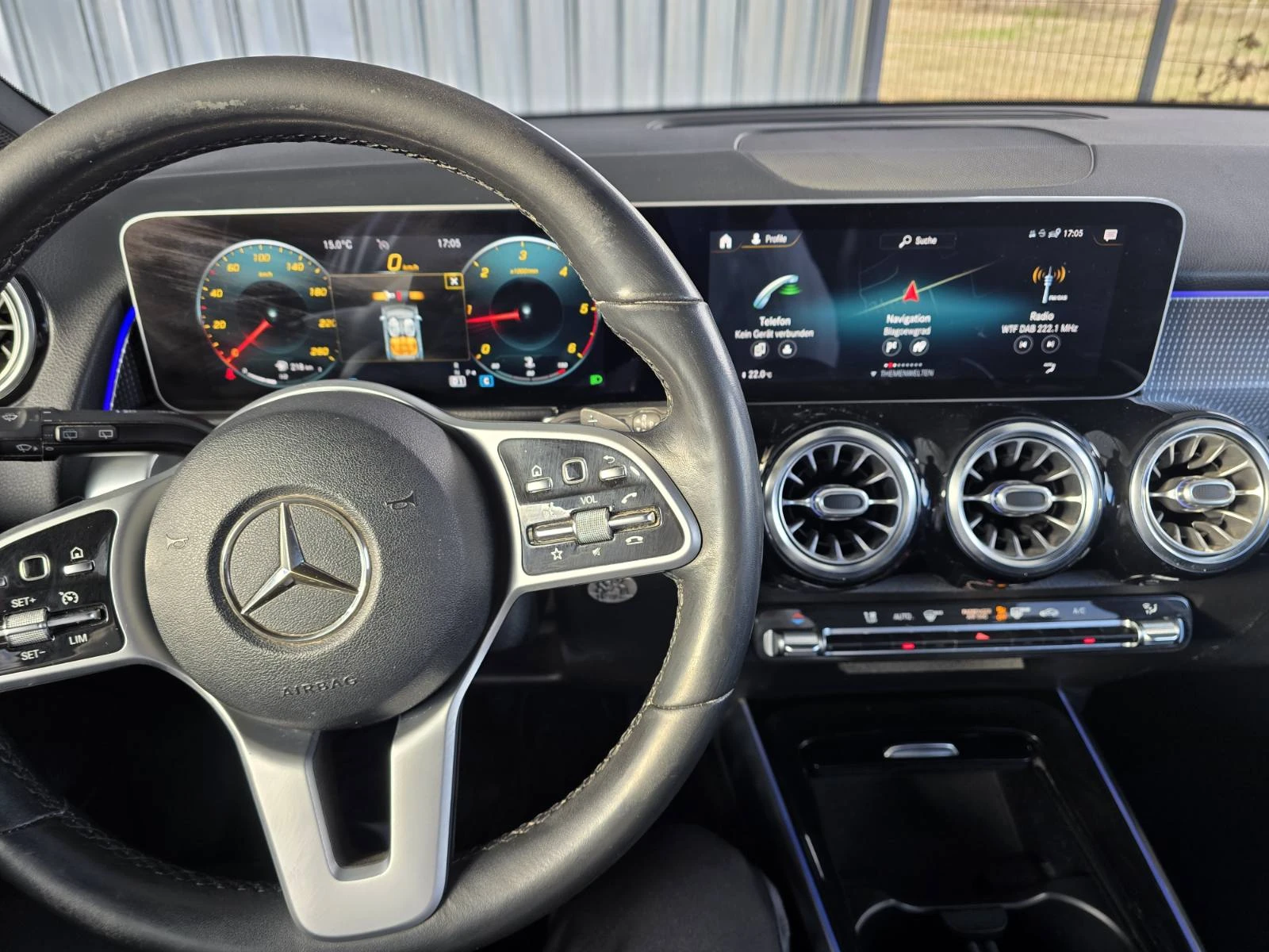 Mercedes-Benz GLB 200d DCT | |    | Mobile.bg   13