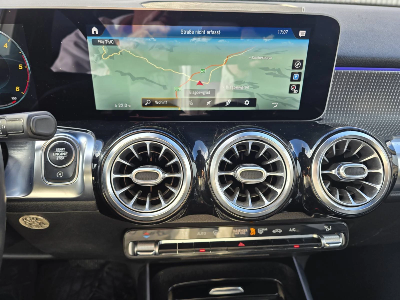 Mercedes-Benz GLB 200d DCT | |    | Mobile.bg   15