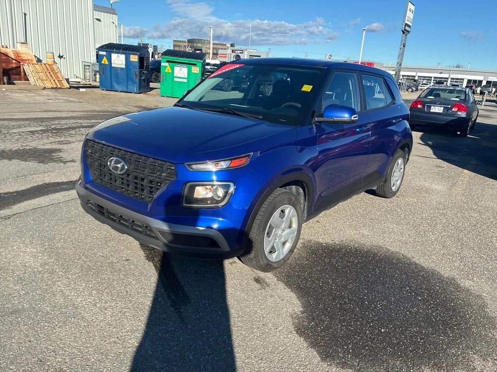 Hyundai Venue * Essential * CARFAX *    | Mobile.bg   1