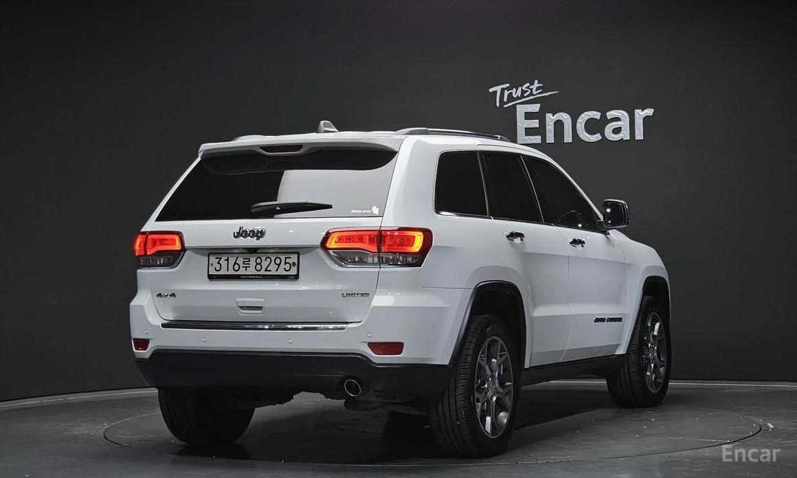 Jeep Grand cherokee  - изображение 2