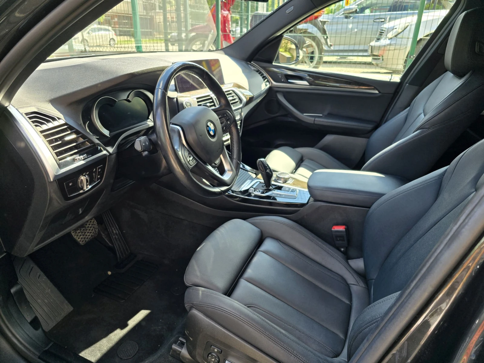 BMW X3 xDrive30i, снимка 8 - Автомобили и джипове - 53910841