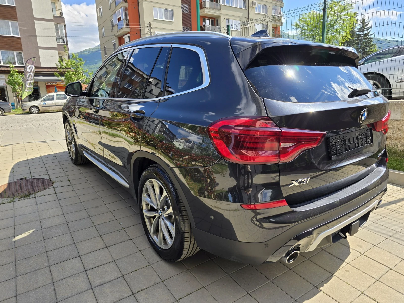 BMW X3 xDrive30i, снимка 6 - Автомобили и джипове - 53910841