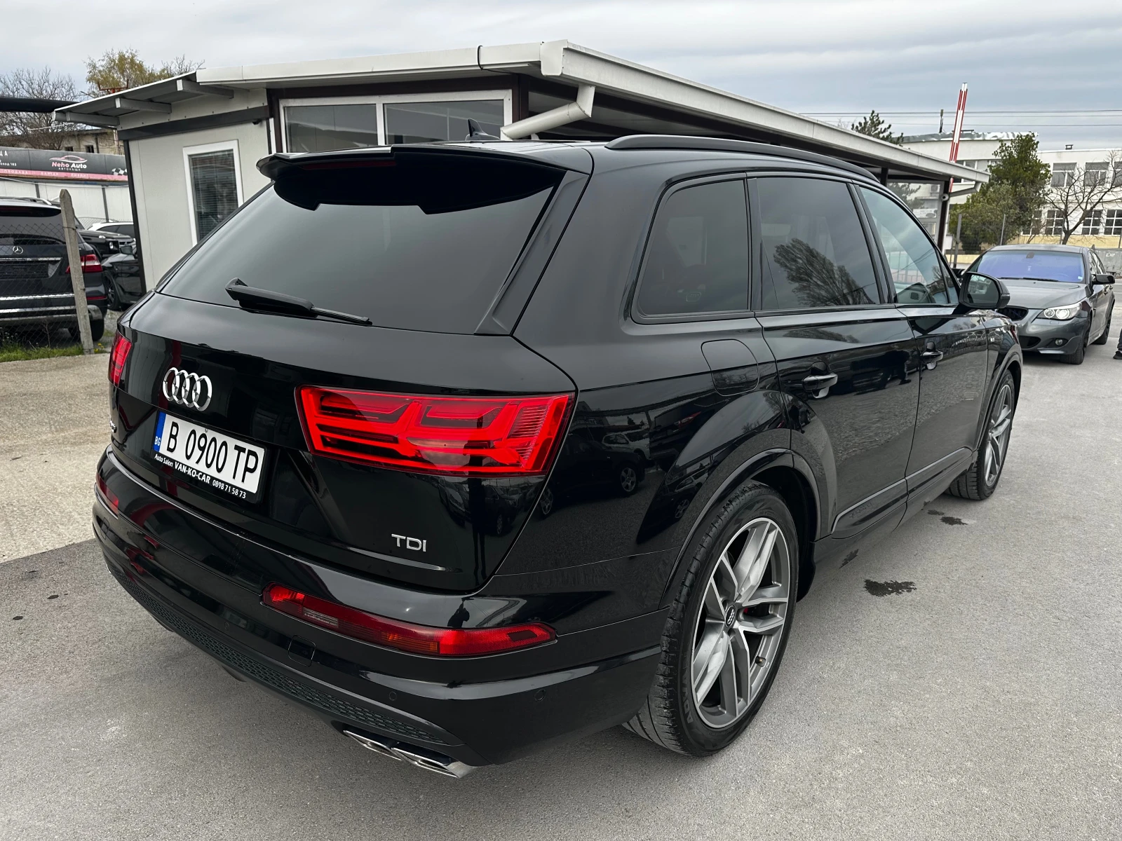 Audi SQ7 4.0TDI 435к.с SoftClose* Massage* ClimaSeats* Nigh, снимка 2 - Автомобили и джипове - 54130033
