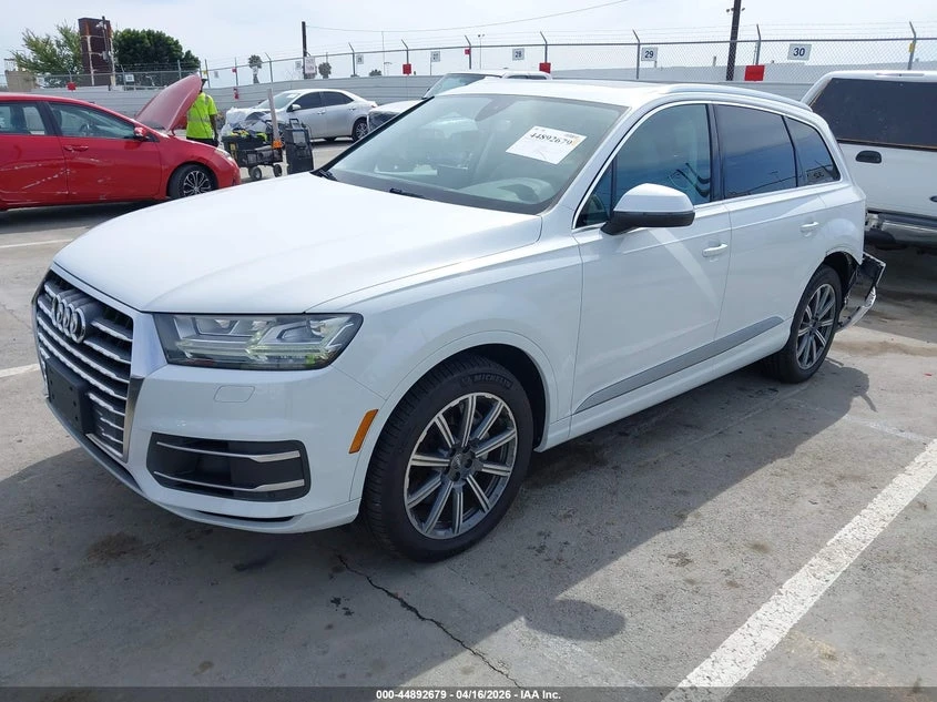 Audi Q7 3.0l 3.0T Premium, снимка 2 - Автомобили и джипове - 54351857