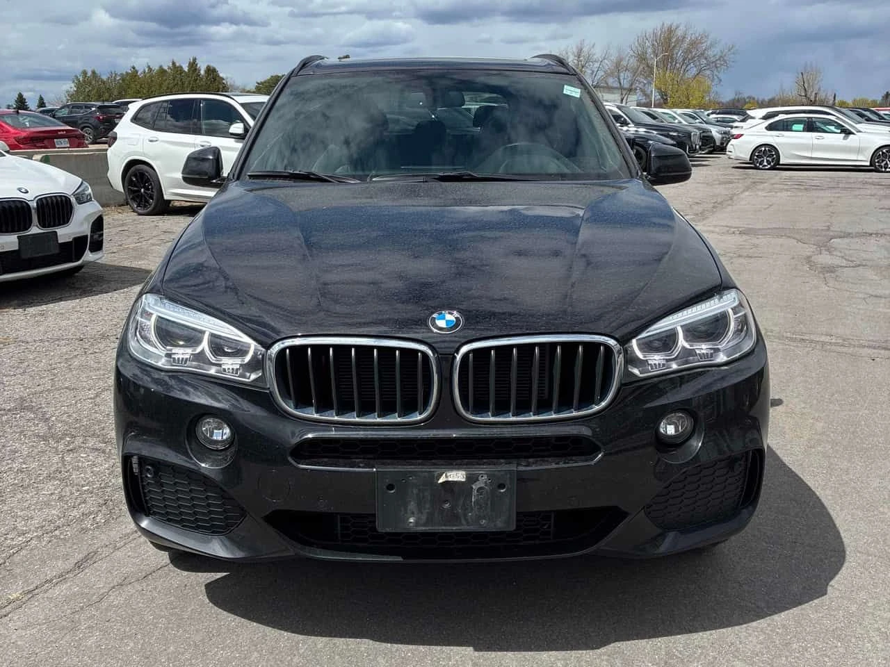 BMW X5 | M ПАКЕТ | HUD | HARMAN KARDON | ПАНОРАМА | , снимка 2 - Автомобили и джипове - 54480272