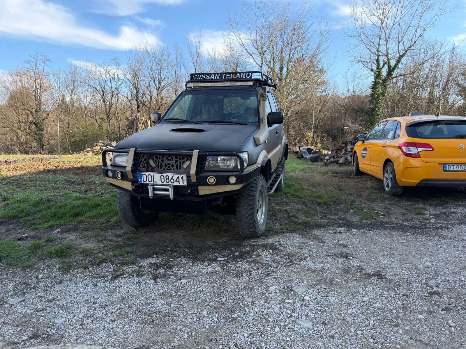 Nissan Terrano, снимка 2 - Автомобили и джипове - 54684982