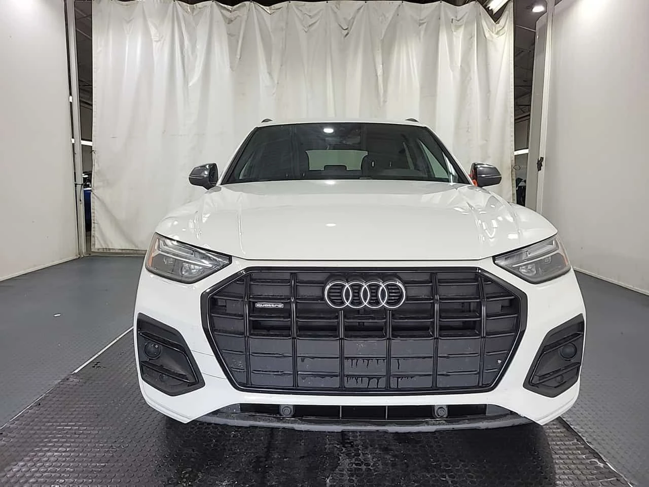 Audi Q5 * CARFAX * БЕЗ ИНЦИДЕНТИ * АВТОКРЕДИТ * , снимка 2 - Автомобили и джипове - 55177525