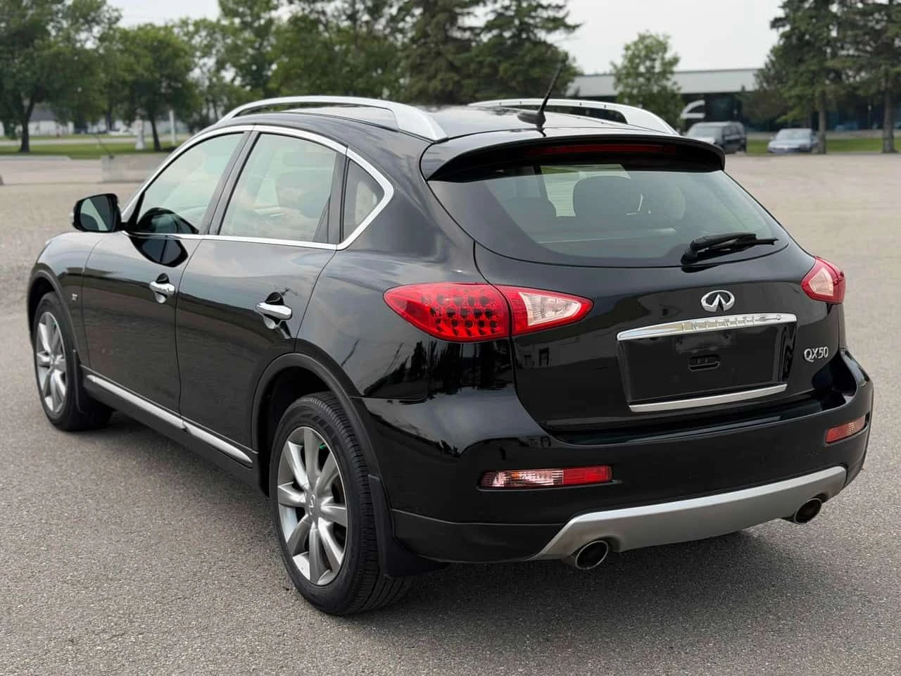 Infiniti QX50 AWD 4dr | CARFAX | БЕЗ ПЪРВОНАЧАЛНА ВНОСКА, снимка 7 - Автомобили и джипове - 55179917